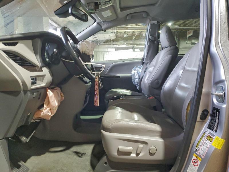 Продажа на аукционе авто 2018 Toyota Sienna, vin: 5TDYZ3DC5JS930232, номер лота: 56465106