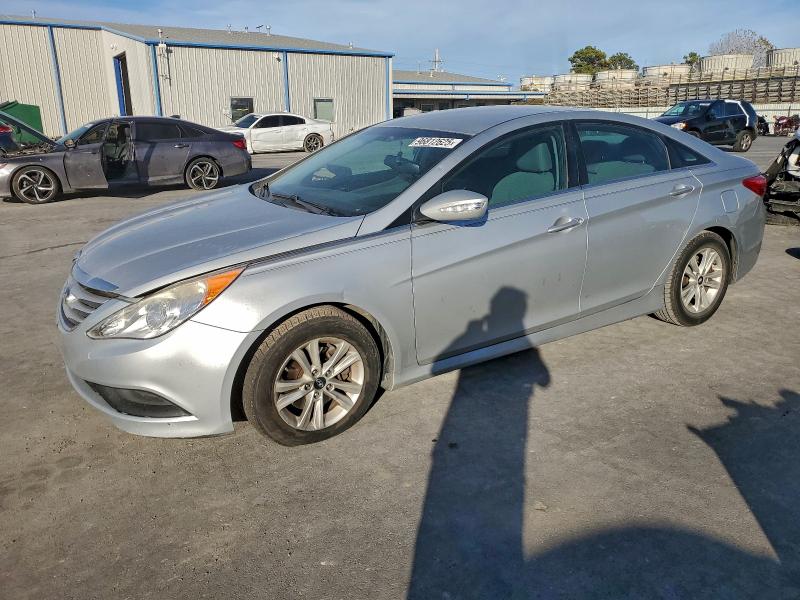Auction sale of the 2014 Hyundai Sonata, vin: 5NPEB4AC8EH893917, lot number: 96812625