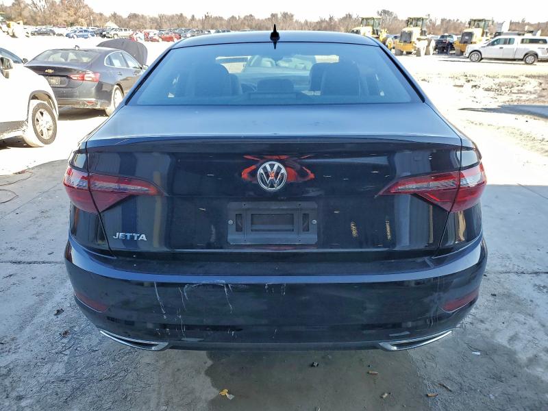 93900355 :رقم المزاد ، 3VWG57BU9MM068970 vin ، 2021 Volkswagen Jetta مزاد بيع