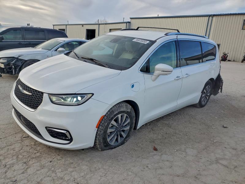 Aukcja sprzedaży 2021 Chrysler Pacifica, vin: 2C4RC1L70MR586160, numer aukcji: 96635055