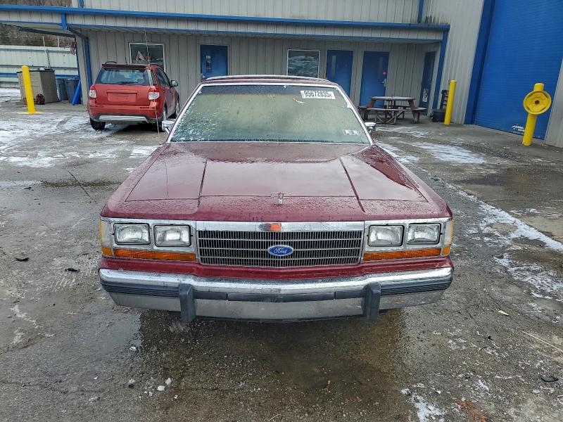 Продажа на аукционе авто 1988 Ford Crown Victoria, vin: 2FABP73F7JX196394, номер лота: 95672835