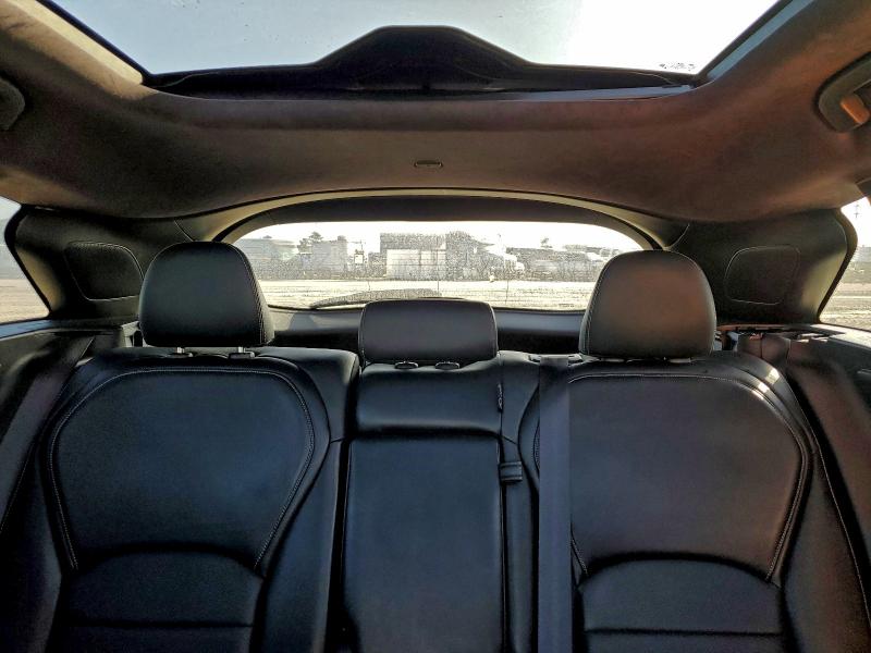 97976825 :رقم المزاد ، 3PCAJ5M30KF104849 vin ، 2019 Infiniti Qx50 مزاد بيع