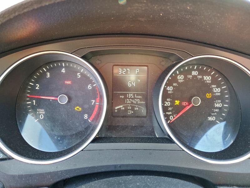 96033635 :رقم المزاد ، 3VW2B7AJXHM341818 vin ، 2017 Volkswagen Jetta مزاد بيع