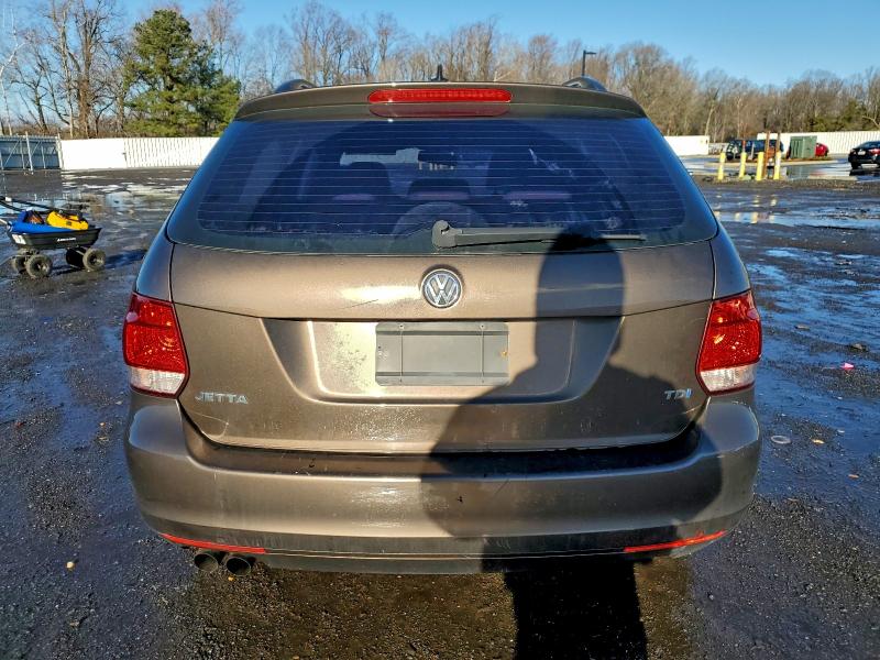 97624565 :رقم المزاد ، 3VWPL7AJ7DM691274 vin ، 2013 Volkswagen Jetta مزاد بيع