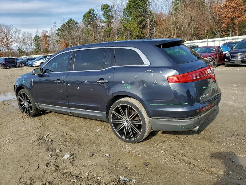 93394325 :رقم المزاد ، 2LMHJ5FK5EBL50154 vin ، 2014 Lincoln Mkt مزاد بيع