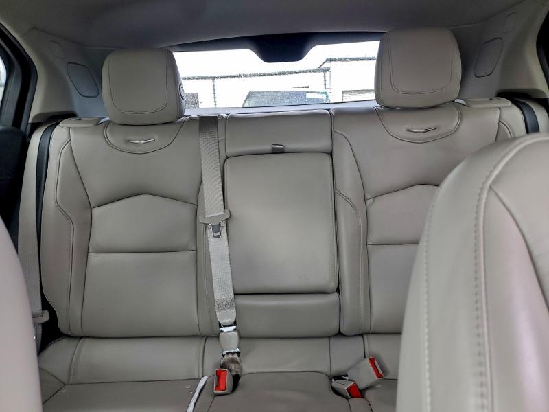 97442045 :رقم المزاد ، 1GYFZDR49LF122526 vin ، 2020 Cadillac Xt4 مزاد بيع
