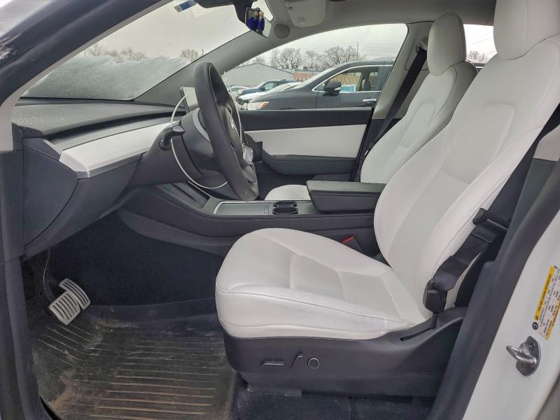 94883575 :رقم المزاد ، 7SAYGDEFXNF450530 vin ، 2022 Tesla Model Y مزاد بيع