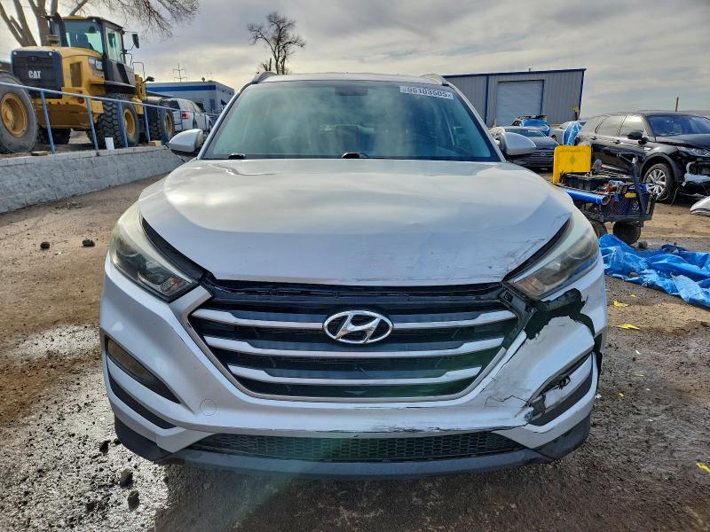 Продажа на аукционе авто 2017 Hyundai Tucson, vin: KM8J33A4XHU294697, номер лота: 96103505