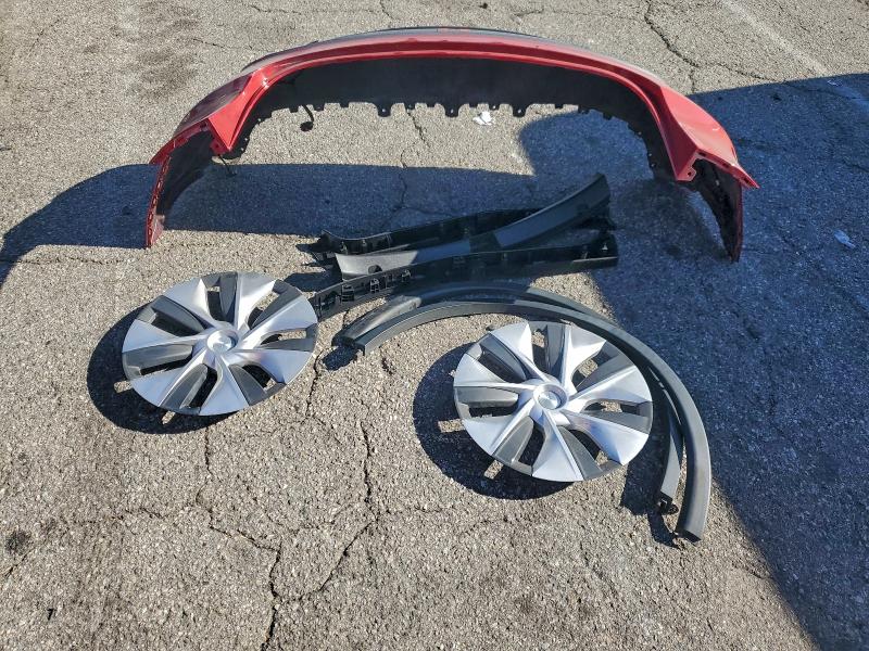 2021 Tesla Model Y მანქანა იყიდება აუქციონზე, vin: 5YJYGDEE5MF271606, აუქციონის ნომერი: 97310515