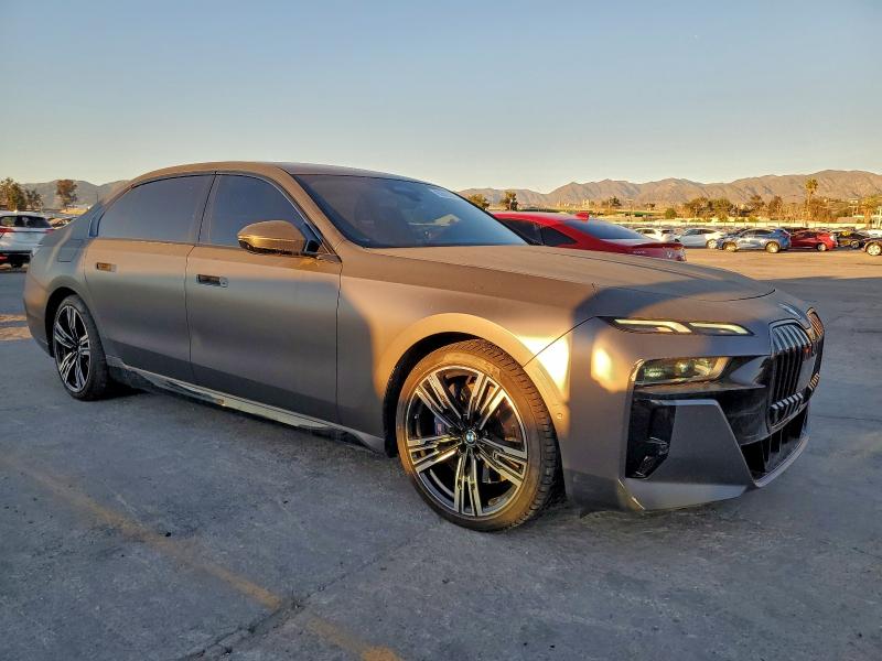 95662085 :رقم المزاد ، WBA23EH03PCM28457 vin ، 2023 Bmw 740 مزاد بيع
