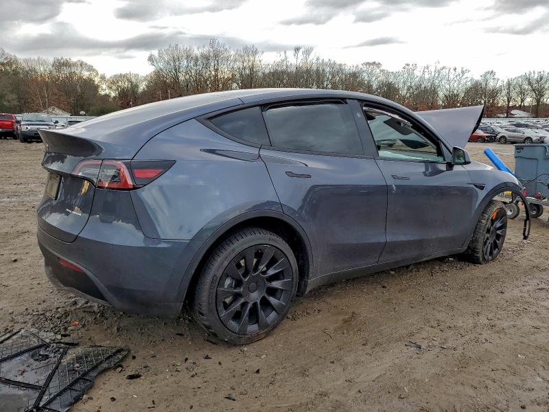 97801625 :رقم المزاد ، 7SAYGDEE1PA135655 vin ، 2023 Tesla Model Y مزاد بيع