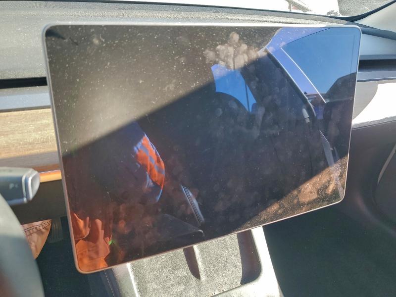 95170725 :رقم المزاد ، 5YJ3E1EA3NF115450 vin ، 2022 Tesla Model 3 مزاد بيع
