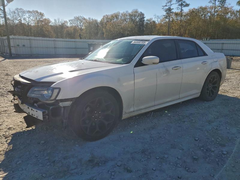 Продажа на аукционе авто 2016 Chrysler 300, vin: 2C3CCABG6GH282515, номер лота: 96888705