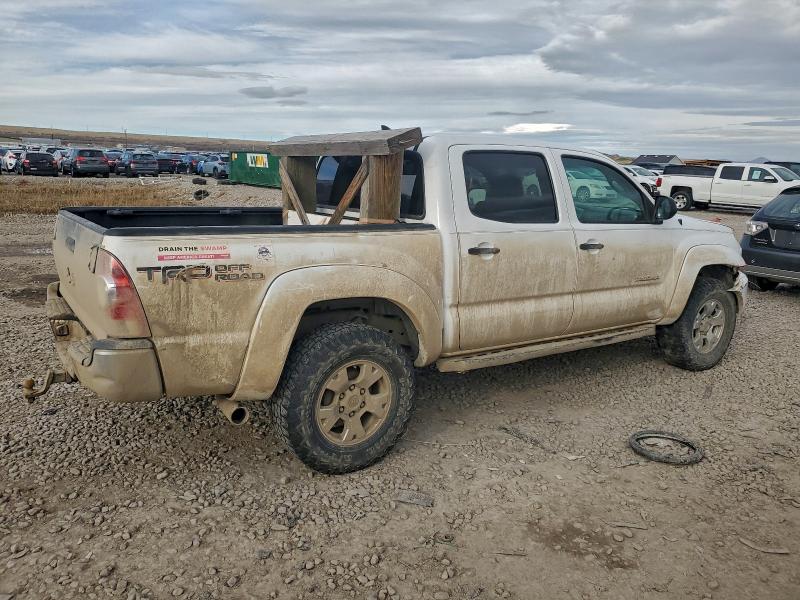 Aukcja sprzedaży 2015 Toyota Tacoma Dou, vin: 3TMLU4EN6FM184637, numer aukcji: 97995445