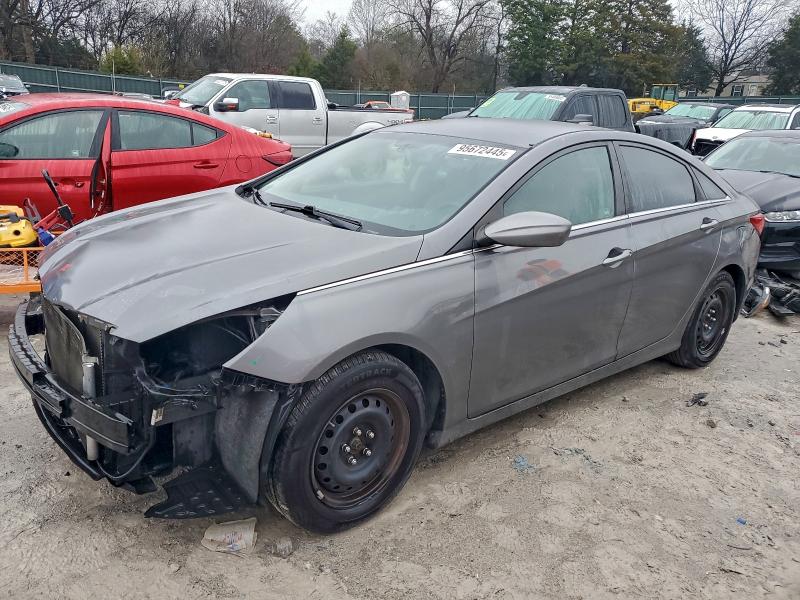 2013 Hyundai Sonata მანქანა იყიდება აუქციონზე, vin: 5NPEB4AC4DH568051, აუქციონის ნომერი: 95672445