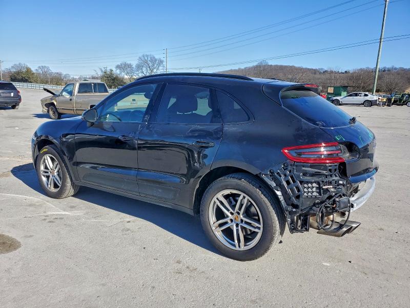 99104295 :رقم المزاد ، WP1AB2A55HLB10068 vin ، 2017 Porsche Macan مزاد بيع