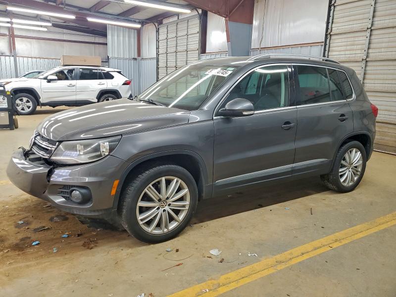 2015 Volkswagen Tiguan მანქანა იყიდება აუქციონზე, vin: WVGBV7AX8FW611233, აუქციონის ნომერი: 97524745