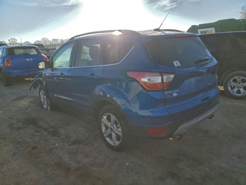 2018 Ford Escape მანქანა იყიდება აუქციონზე, vin: 1FMCU9GD3JUA97487, აუქციონის ნომერი: 96415925