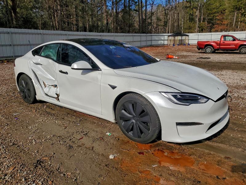 2022 Tesla Model S მანქანა იყიდება აუქციონზე, vin: 5YJSA1E54NF471674, აუქციონის ნომერი: 95750615