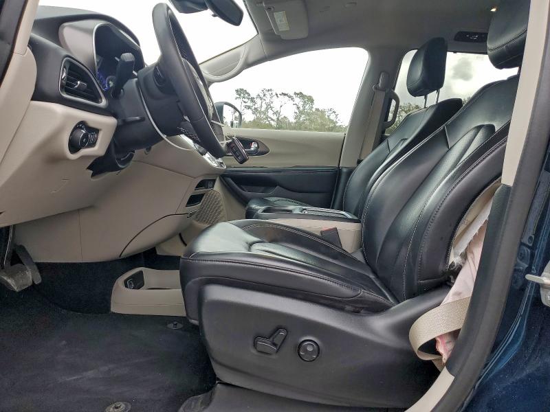 Продажа на аукционе авто 2023 Chrysler Pacifica T, vin: 2C4RC1BG7PR533817, номер лота: 95417485