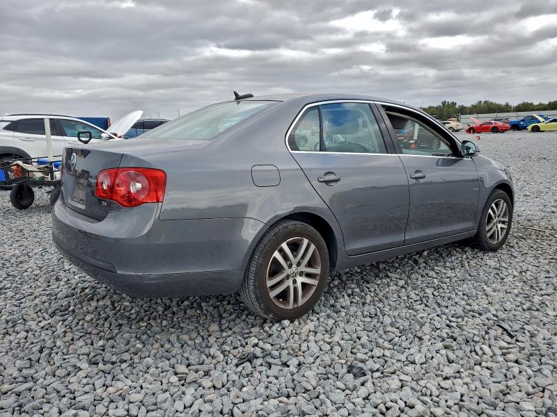 96246725 :رقم المزاد ، 3VWSF71K25M632757 vin ، 2005 Volkswagen New Jetta مزاد بيع