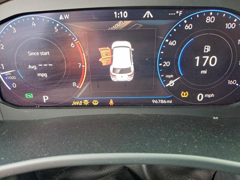 Продаж на аукціоні авто 2021 Volkswagen Atlas Cros, vin: 1V2TE2CA2MC204834, номер лоту: 95518135