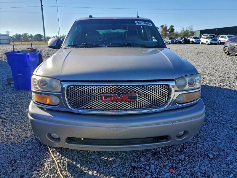 2004 Gmc Yukon მანქანა იყიდება აუქციონზე, vin: 1GKEK63U94J202860, აუქციონის ნომერი: 96517665