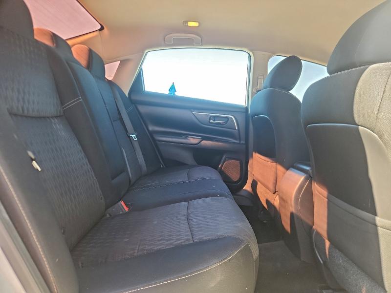 2018 Nissan Altima მანქანა იყიდება აუქციონზე, vin: 1N4AL3AP3JC136508, აუქციონის ნომერი: 94966375