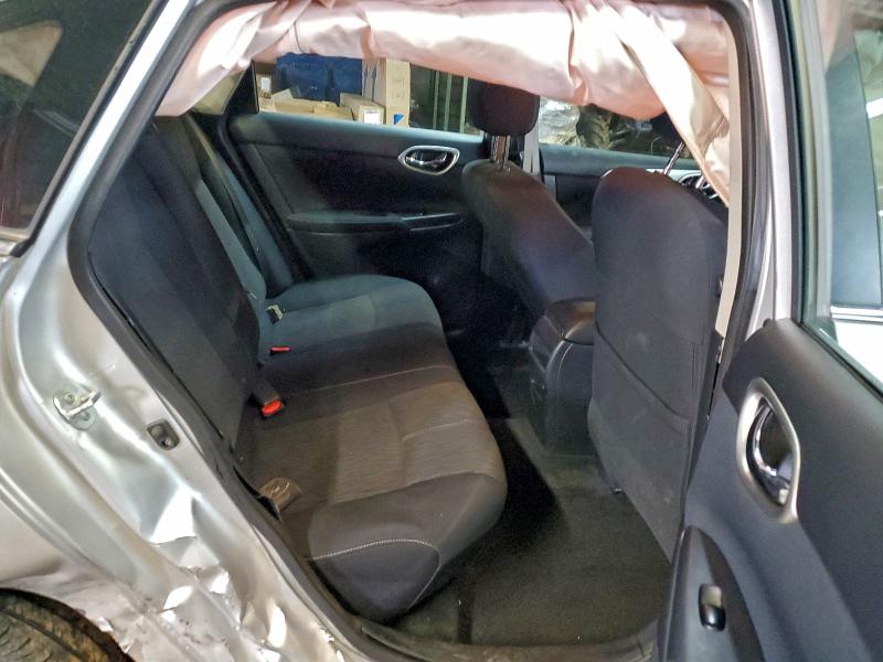 Продажа на аукционе авто 2015 Nissan Sentra, vin: 3N1AB7AP6FL695201, номер лота: 92815505