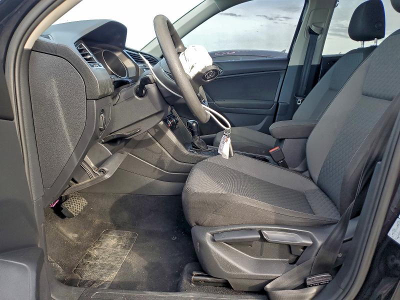 Aukcja sprzedaży 2018 Volkswagen Tiguan, vin: 3VV1B7AX4JM091311, numer aukcji: 97586305