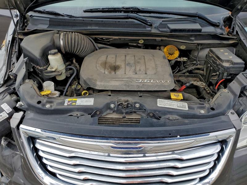 2016 Chrysler Town & Country მანქანა იყიდება აუქციონზე, vin: 2C4RC1BG2GR157690, აუქციონის ნომერი: 97732315