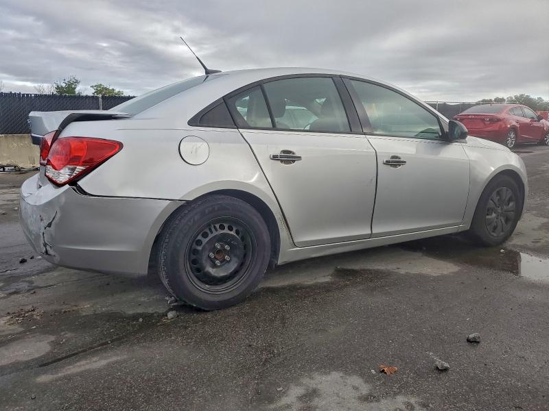 97720075 :رقم المزاد ، 1G1PA5SH5D7245524 vin ، 2013 Chevrolet Cruze Ls مزاد بيع