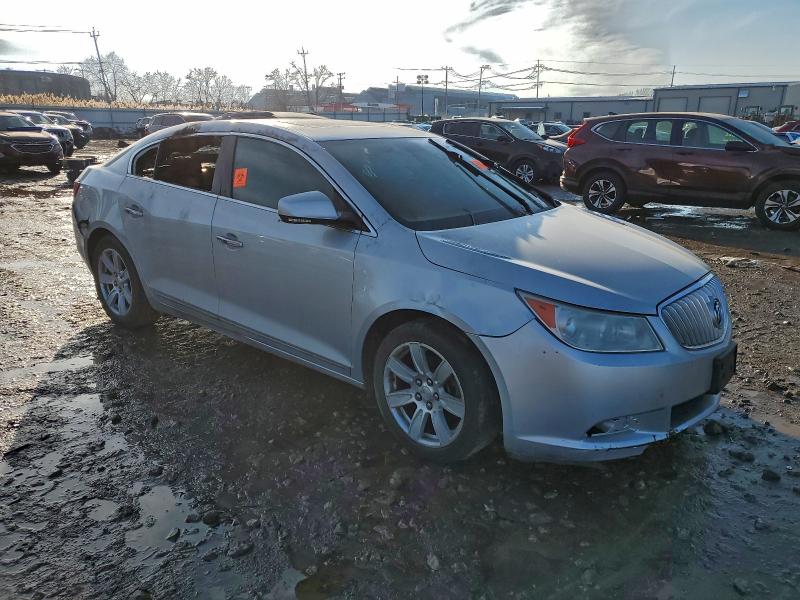 97306125 :رقم المزاد ، 1G4GC5EG1AF275590 vin ، 2010 Buick Lacrosse مزاد بيع