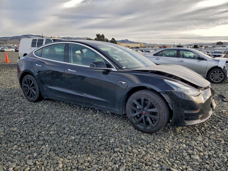 94779285 :رقم المزاد ، 5YJ3E1EA9LF613553 vin ، 2020 Tesla Model 3 مزاد بيع