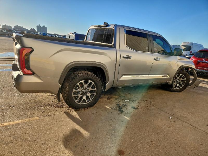 96486085 :رقم المزاد ، 5TFMC5DB8SX091367 vin ، 2025 Toyota Tundra مزاد بيع