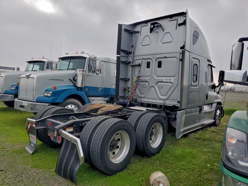 Продаж на аукціоні авто 2016 Freightliner Cascadia 125, vin: 3AKJGLD57GSHD3271, номер лоту: 86181485