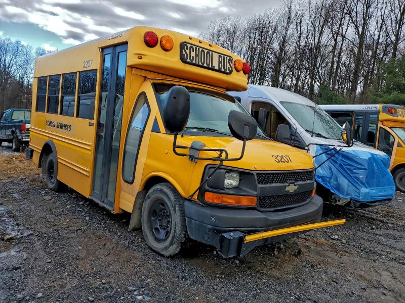 2011 Chevrolet School Bus მანქანა იყიდება აუქციონზე, vin: 1GB0G2BA1B1108321, აუქციონის ნომერი: 87094685