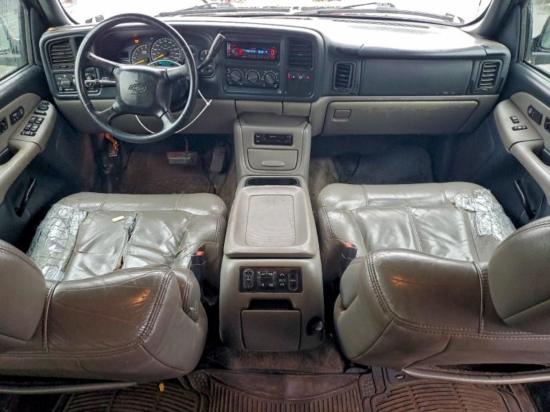 98631985 :رقم المزاد ، 1GNEC13Z92R235094 vin ، 2002 Chevrolet Tahoe مزاد بيع