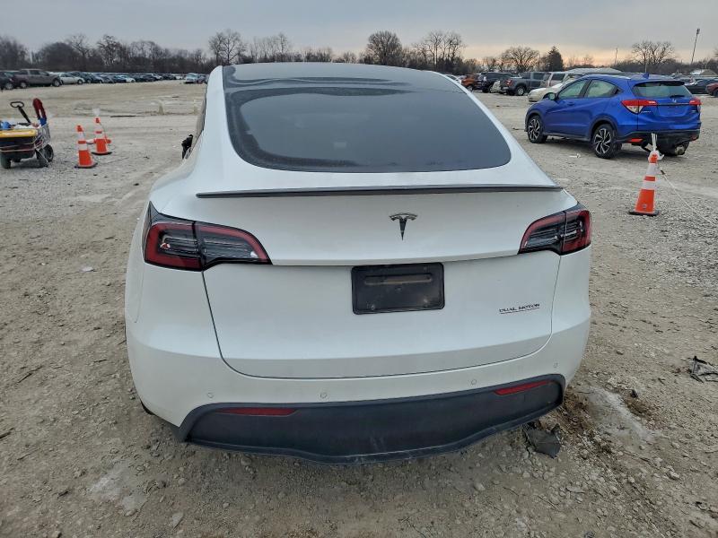 94883575 :رقم المزاد ، 7SAYGDEFXNF450530 vin ، 2022 Tesla Model Y مزاد بيع