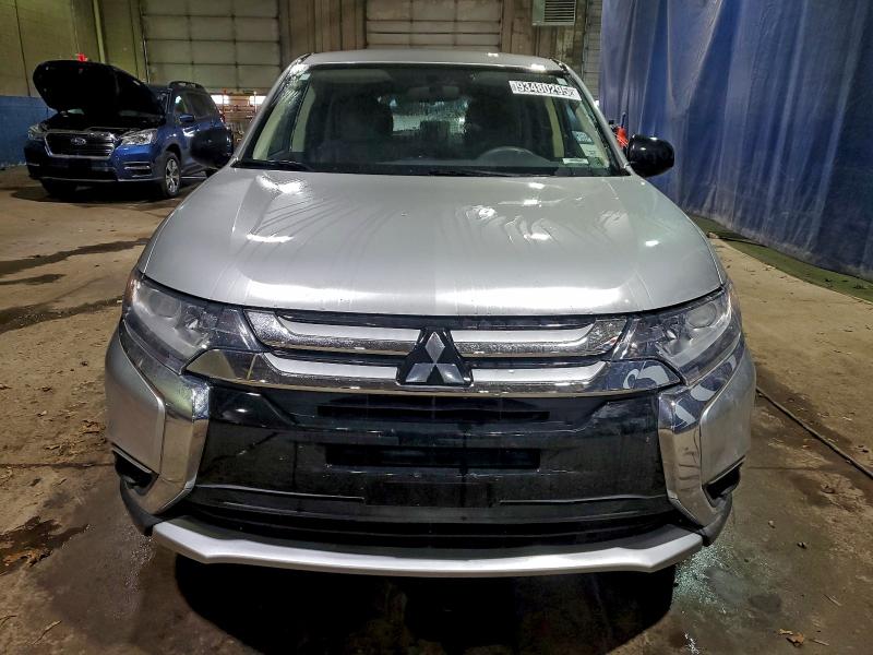 Продаж на аукціоні авто 2018 Mitsubishi Outlander, vin: JA4AD2A3XJZ052000, номер лоту: 93480295