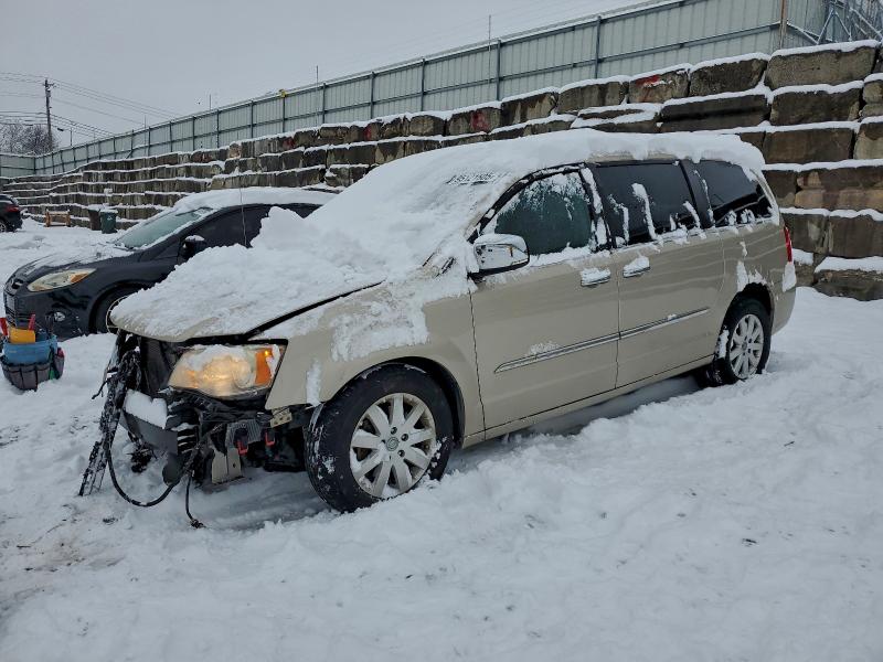 95121505 :رقم المزاد ، 2C4RC1CG0CR338361 vin ، 2012 Chrysler Town & Country مزاد بيع