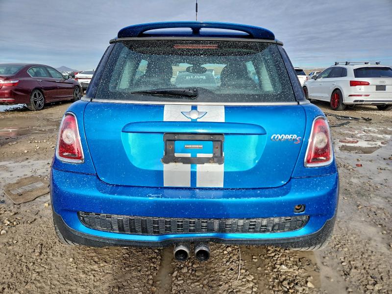 97333325 :رقم المزاد ، WMWMF73518TT87567 vin ، 2008 Mini Cooper مزاد بيع
