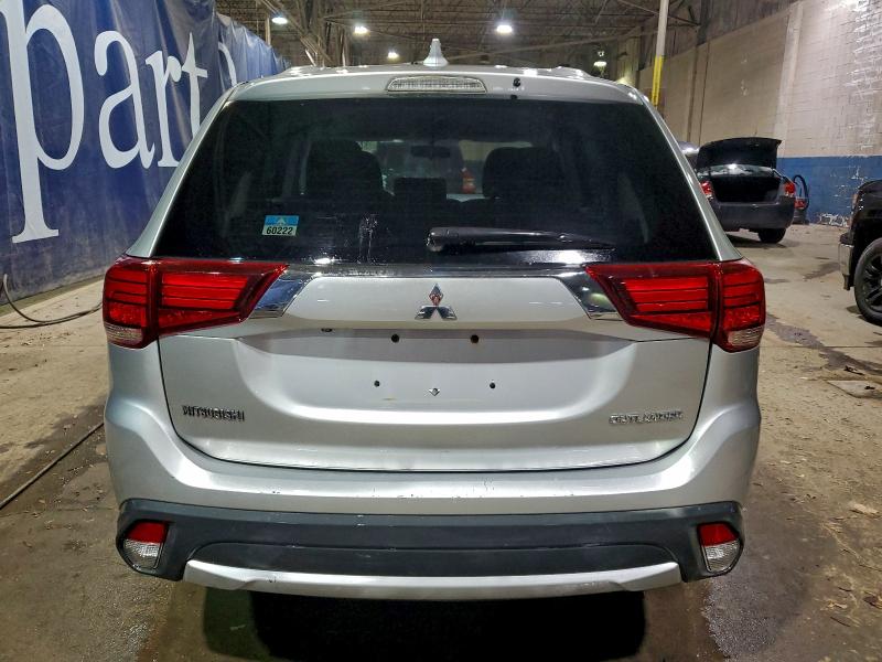 Продаж на аукціоні авто 2018 Mitsubishi Outlander, vin: JA4AD2A3XJZ052000, номер лоту: 51612326