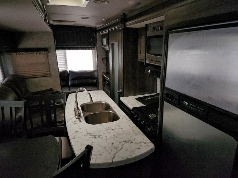 2018 Openrange 5th Wheel მანქანა იყიდება აუქციონზე, vin: 58TBH0BR1J3UJ3103, აუქციონის ნომერი: 94248665