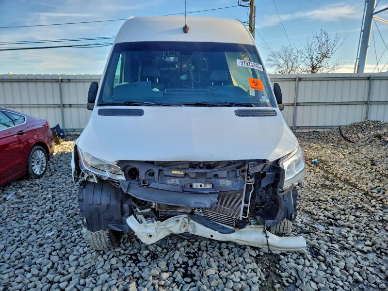 46403556 :رقم المزاد ، W1Y70BGY1PT127933 vin ، 2023 Mercedes-benz Sprinter مزاد بيع