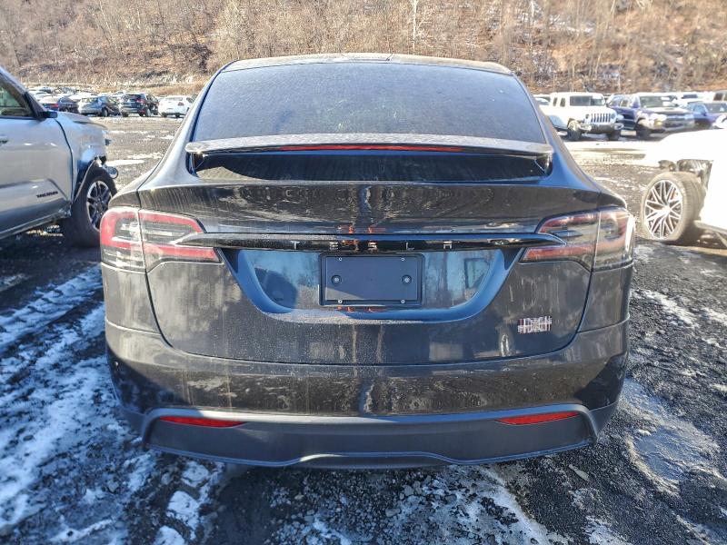 96998405 :رقم المزاد ، 7SAXCBE60RF438677 vin ، 2024 Tesla X مزاد بيع