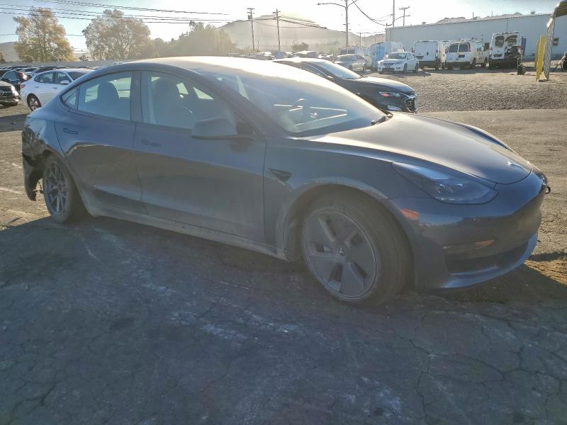 96075095 :رقم المزاد ، 5YJ3E1EB4NF299774 vin ، 2022 Tesla Model 3 مزاد بيع