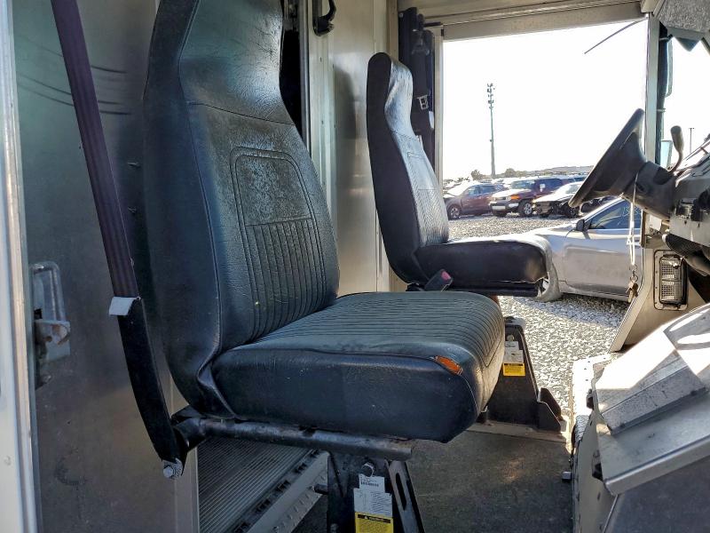 2016 Ford Econoline მანქანა იყიდება აუქციონზე, vin: 1FC3E3KS7GDC55357, აუქციონის ნომერი: 98348755