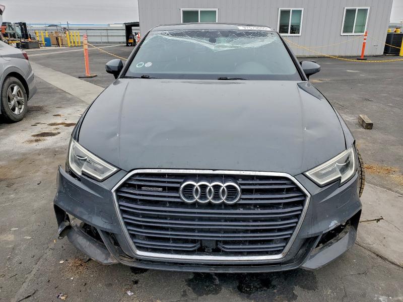 Продаж на аукціоні авто 2017 Audi A3, vin: WAUJ8GFF6H1038403, номер лоту: 97579655