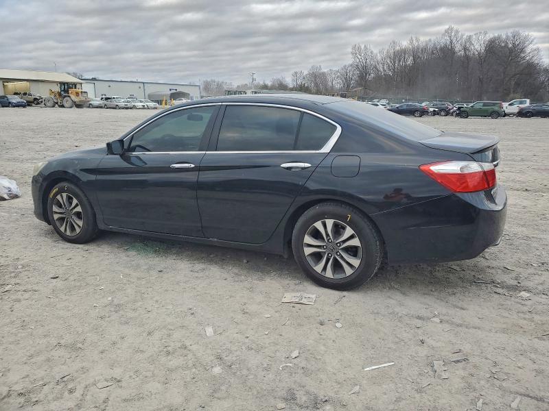 97822515 :رقم المزاد ، 1HGCR2F35FA239869 vin ، 2015 Honda Accord Lx مزاد بيع